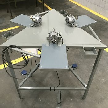Máquina para armado de válvulas de cámaras neumáticas